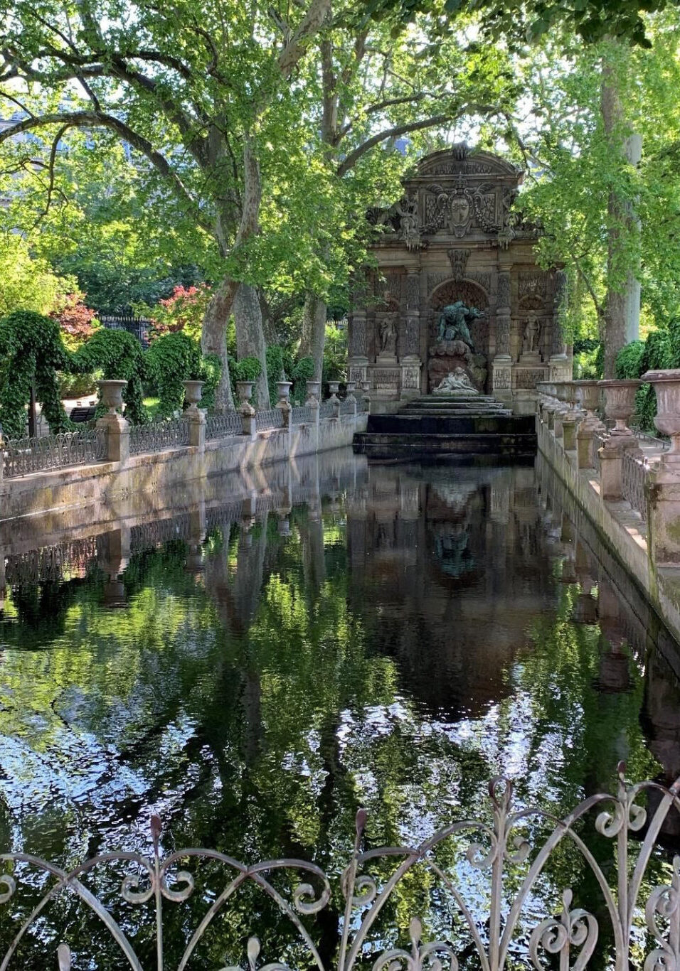 Luxembourg-Garden-Art-de-Vivre